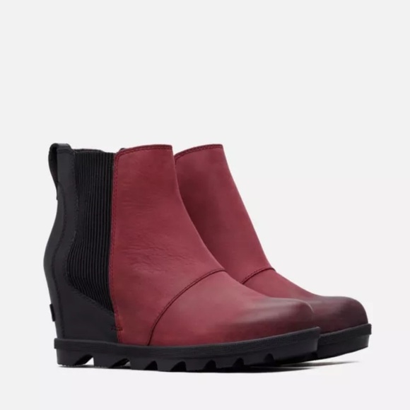 Sorel Joan Of Arctic Wedge Chelsea Boots Shoes Rich Wine 5.5 - Picture 1 of 12